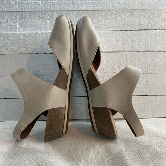 Dansko Vera Wedge Sandal 40 Oyster Cream Nubuck Leather Peep Toe - Picture 3 of 8